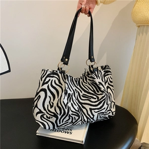 Zebra Print Large Capacity Tote Bag Canvas Shoulder Handbag With Gold Metal Rings For Women Casual Commuter