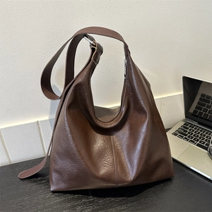 Large Capacity PU Leather Hobo Bag Retro Minimalist Shoulder Tote For Women Daily Commuting Adjustable Strap