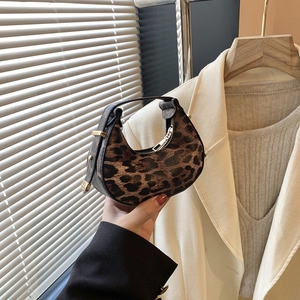 Trendy leopard print crescent underarm bag with gold zipper for women's casual style
