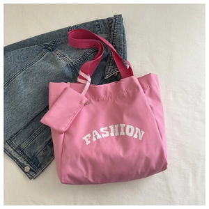 Sac cabas en toile rose avec imprimé FASHION et petite pochette zippée assortie