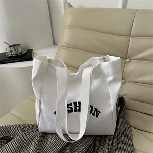 Sac Fourre-Tout En Tissu Oxford Grande Capacité Sac À Main Imprimé Lettres Mode Avec Pochette Assortie Sac À Bandoulière Pour Femmes