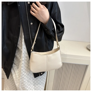 Chic sac sous le bras en similicuir blanc crème avec couture verticale minimaliste