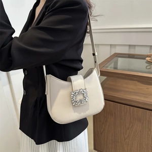 Chic off-white baguette shoulder bag with luxury crystal buckle for women's summer style