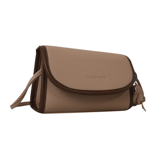 Retro contrast crossbody bag in beige and dark brown leather with wide strap