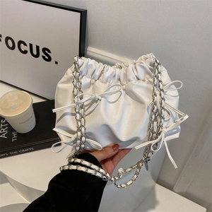 Damen Retro PU Leder Schleife Eimertasche Gefaltete Cloud Schultertasche Mode Kette Umhängetasche Casual Pendler Handtasche