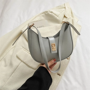 Sac Hobo Croissant Pour Femmes En Cuir PU Sac À Bandoulière Sous L'Aisselle Avec Boucle Dorée Bandoulière Réglable Chic