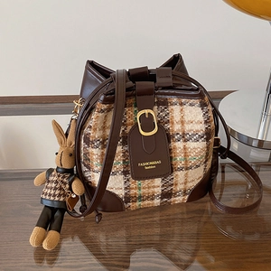 Vintage Plaid Tweed Bucket Bag For Women Retro PU Leather Patchwork Shoulder Crossbody Bag With Plush Rabbit Pendant