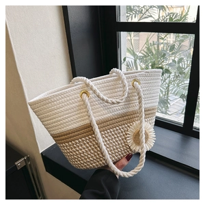 Women Woven Tote Bag Cotton Rope Straw Shoulder Bag Large Capacity Summer Beach Casual Handbag With Bow Flower Decor