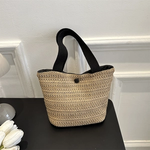 Sac Fourre-Tout en Paille Tissée de Grande Capacité pour Femme Sac de Plage d'Été Avec Fermoir Magnétique Sac à Bandoulière Décontracté