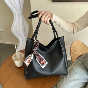Sac Fourre-Tout Grande Capacité Similicuir PU Poignées Tressées Foulard Décoratif Mode Bureau Travail Pour Femmes