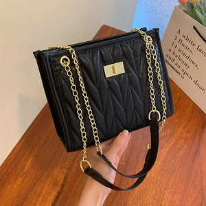 Quilted PU Leather Crossbody Bag With Gold Chain Strap Elegant Small Square Shoulder Bag For Women Fashion Twist Lock