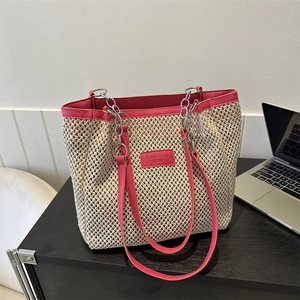 Borsa Tote Intrecciata Grande Capacità Per Donna Borsa A Spalla In Paglia Alla Moda Con Finiture In Pelle PU E Catena