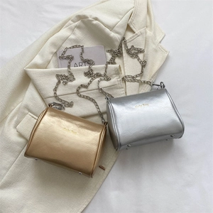 Women Metallic Shoulder Bag Soft PU Leather Chain Strap Mini Crossbody Fashion Casual Daily Purse
