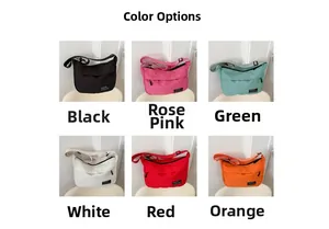 Dettaglio delle sei opzioni di colori vivaci per questa borsa a tracolla in nylon