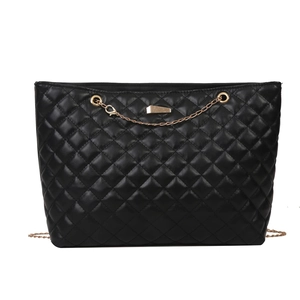Black quilted tote bag with golden chain and large capacity for women