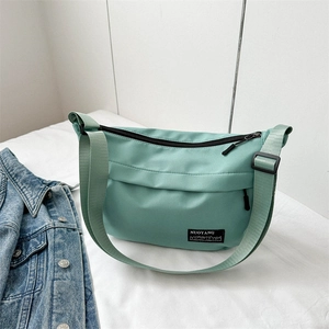Women Large Oxford Cloth Shoulder Bag Street Style Messenger Bag Casual Travel Tote With Adjustable Strap For Daily Use