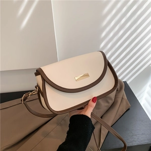 Retro PU Leather Crossbody Bag Contrast Color Saddle Small Square Purse With Metal Buckle For Women Daily Use