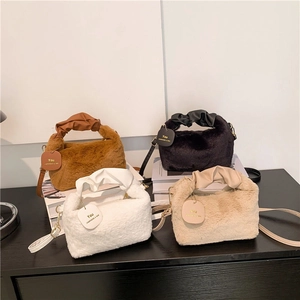 Women Plush Handbag Faux Fur Shoulder Bag With Ruched Leather Handle Autumn Winter Crossbody Bag For Daily Use