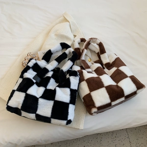 Plush Checkerboard Tote Bag Faux Fur Soft Handbag With Magnetic Buckle Large Capacity Winter Fashion For Women