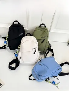 Collection de sacs de poitrine en nylon décontractés en noir, vert, beige et bleu