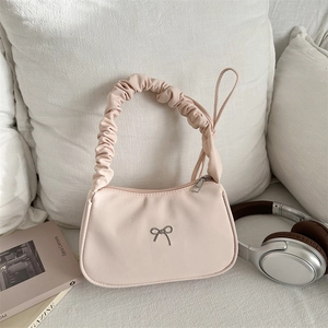 Borsa Sottobraccio in Pelle PU con Manico Arricciato e Fiocco Moda Tinta Unita Borsa a Spalla Versatile Minimalista Quadrata a Mano