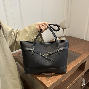 Women Large Capacity Tote Bag Lychee Texture PU Leather Decorative Strap Gold Buckle Office Commuter Fashion Shoulder Handbag
