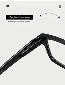 Détail de la charnière métallique durable sur lunettes de lecture carrées anti-lumière bleue