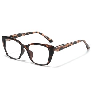 Montatura per occhiali cat-eye tartarugata con anima in metallo e lenti trasparenti
