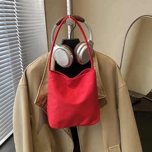 Minimalist red fabric tote bag with Hope and future embroidery for women's casual style