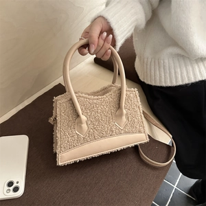 Sac Bandoulière En Polaire Peluche Pour Femmes Laine D'agneau Cuir PU Petit Sac À Main Trapèze Automne Hiver Chic