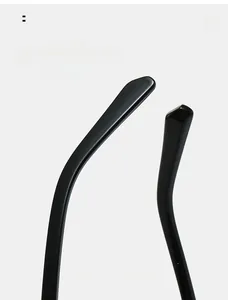 Detail of curved eyeglass legs for comfortable wear with high-gloss finish