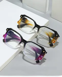 Detailansicht der geometrischen quadratischen Blaulichtfilter-Brille mit Metallnieten