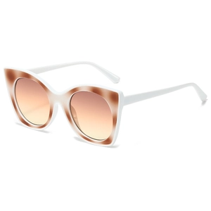Lunettes De Soleil Yeux De Chat Pour Femmes Rétro Grand Cadre Matériau PC Protection UV400 Couleur Contrastée Hip Hop Style Ins