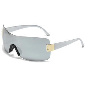 Retro oversized shield sunglasses with silver lenses and punk Y2K aesthetic for outdoor wear