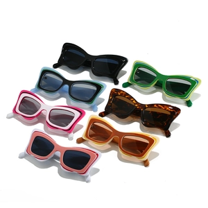 Lunettes de soleil papillon surdimensionnées œil de chat en plusieurs couleurs style hip-hop