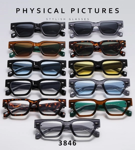 Présentation matricielle de lunettes de soleil vintage à monture épaisse en onze couleurs