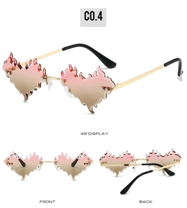 Vues multiples de lunettes de soleil coeur en forme de flamme sans monture avec cadre en métal