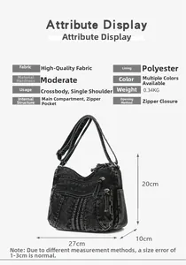Détail du sac bandoulière en denim gris avec dimensions 27x20x10cm et design multi-poches