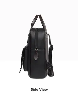 Vue latérale montrant le cuir texturé au motif litchi et la poche à boucle du sac à dos noir