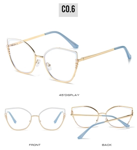 Trois vues de lunettes œil de chat dorées avec détails perles et manchons bleu clair