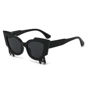 Cat Eye PC Sunglasses With Unique Dripping Liquid Design Rhinestone Accents UV400 Trendy Y2K Gothic Eyewear For Women