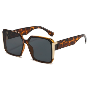 Retro square oversized tortoiseshell sunglasses with dark lenses and gold metal accents