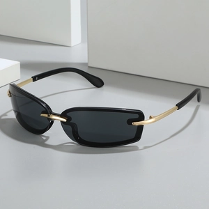 Chic square Y2K sunglasses with black lenses and gold metal temples on geometric stand