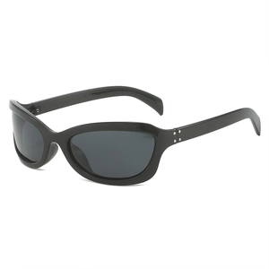 Occhiali Da Sole Polarizzati Ovali Retrò Protezione UV400 Montatura PC Lenti TAC Moda Unisex Uomini Donne