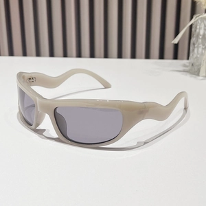 Chic Y2K sports sunglasses with cream wavy frames and dark lenses for outdoor cycling