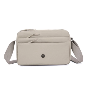 Beige Nylon-Umhängetasche für Damen mit mehreren Reißverschlussfächern und breitem Gurt