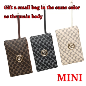 Lot de 3 mini pochettes avec imprimé M en marron, gris et crème et détails métalliques dorés