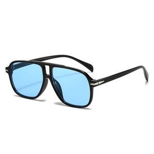 Fashion double bridge pilot sunglasses with black frame and vibrant blue lenses