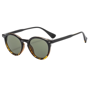 Occhiali Da Sole Rotondi Retrò Montatura PC Vintage Protezione UV400 Moda Viaggio Per Donne
