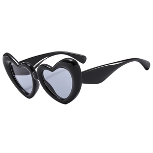 Lunettes De Soleil En Forme De Coeur Monture Épaisse Mode Rétro Fête Pour Femmes Protection UV Style Doux Tendance